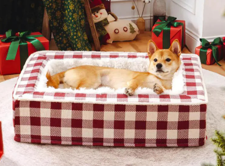 Universal Plaid Pet Bed
